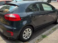 Usata Kia Rio 85 CV (62 kW) 2015 Bluazzurro Berlina
