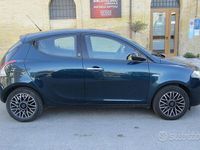 Usata Lancia Ypsilon 69 CV (50 kW) 2015 Verde Utilitaria