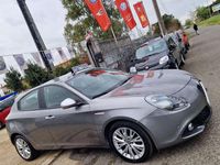 Usata Alfa Romeo Giulietta 120 CV (88 kW) 2018 Grigio medio Utilitaria