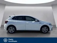 Usata VW Polo R-line 110 CV (80 kW) 2023 Bianco / pastello Utilitaria