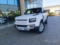 Usata Land Rover Defender S 200 CV (147 kW) 2025 Bianco SUV