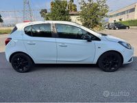 Usata Opel Corsa 90 CV (66 kW) 2015 Bianco Berlina