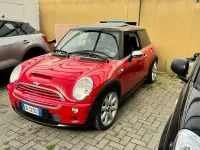 Usata Mini Cooper S 170 CV (125 kW) 2004 Rosso Utilitaria