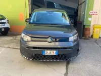 Usata VW Caddy 122 CV (89 kW) 2023 Grigio Monovolume