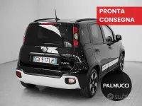 Usata Fiat Panda Cross 70 CV (51 kW) 2025 Nero Utilitaria