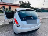Usata Lancia Ypsilon 95 CV (69 kW) 2014 Grigio Utilitaria