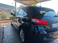 Usata Peugeot 308 Active 110 CV (80 kW) 2016 Blu Berlina