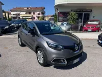 Usata Renault Captur 90 CV (66 kW) 2015 Grigio SUV