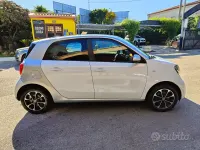 Occasion Smart ForFour Passion 71 ch (52 kW) 2015 Blanc Citadine