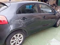Usata Kia Rio 2013 Grigio Berlina