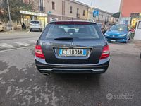 Usata Mercedes C220 Avantgarde 170 CV (125 kW) 2013 Grigio Station wagon