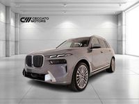 Nuova BMW X7 352 CV (258 kW) 2026 Skyscraper grey metallic SUV