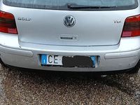 Usata VW Golf IV 101 CV (74 kW) 2002 Grigio Berlina