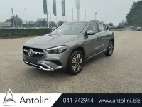 Begagnad Mercedes GLA180 Advanced Plus 136 HK (100 kW) 2025 Grå SUV