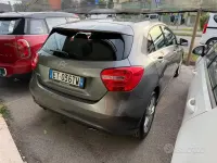 Usata Mercedes A180 Premium 109 CV (80 kW) 2014 Grigio Berlina