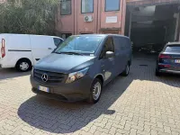 Usata Mercedes e-Vito 100 kW (136 CV) 2019 Grigio lugano mtz Furgone