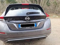 Usata Nissan Leaf Tekna 89 kW (122 CV) 2022 Grigio Utilitaria