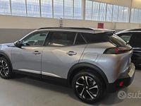 Usata Peugeot 2008 Allure 102 CV (75 kW) 2020 Grigio SUV