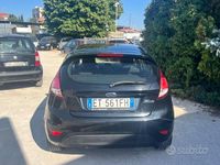 Usata Ford Fiesta Titanium 75 CV (55 kW) 2013 Nero Utilitaria