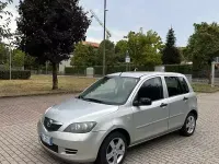 Usata Mazda 2 75 CV (55 kW) 2006 Grigio Utilitaria
