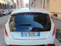 Usata Lancia Delta Gold 120 CV (88 kW) 2012 Utilitaria