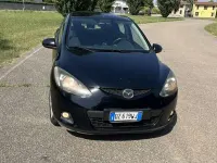 Usata Mazda 2 72 CV (52 kW) 2010 Nero Utilitaria