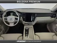 Usata Volvo V60 145 CV (106 kW) 2021 Grigio Station wagon