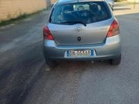 Second-hand Toyota Yaris 90 CP (66 kW) 2008 Gri Berlinǎ