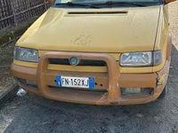 Usado Skoda Felicia 75 CV (55 kW) 1998 Amarillo Berlina