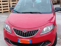 usata Lancia Ypsilon 1.0 firefly hybrid Silver s&s 70cv 5p.ti