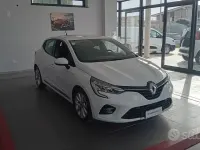 Usata Renault Clio V Zen 86 CV (63 kW) 2020 Bianco Berlina