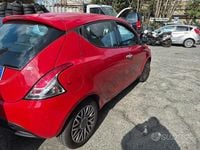 Usata Lancia Ypsilon 69 CV (50 kW) 2021 Rosso Utilitaria