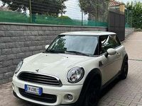 Usata Mini ONE 75 CV (55 kW) 2011 Utilitaria