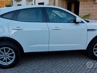 Usata Jaguar E-Pace R-Dynamic 160 CV (117 kW) 2019 Bianco SUV