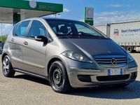 Usata Mercedes A180 Classic 109 CV (80 kW) 2006 Beige Monovolume