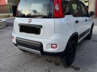 Usata Fiat Panda 4x4 84 CV (61 kW) 2019 Bianco Utilitaria