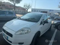 Usata Fiat Grande Punto 75 CV (55 kW) 2012 Bianco Utilitaria