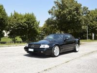Usata Mercedes SL500 306 CV (225 kW) 2000 Nero Cabrio