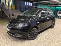 Usata Lancia Ypsilon Gold 69 CV (50 kW) 2022 Nero Utilitaria
