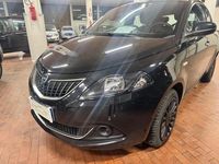 Usata Lancia Ypsilon Silver 69 CV (50 kW) 2022 Nero Utilitaria