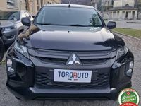 Usata Mitsubishi L200 Invite 150 CV (110 kW) 2021 Nero Pick-up