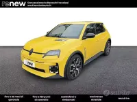 Usata Renault 5 E-Tech Urban 77 kW (106 CV) 2025 Giallo