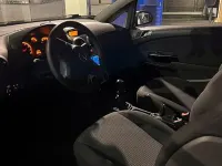 Usata Opel Corsa 65 CV (47 kW) 2010 Bianco Utilitaria