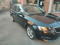 Usata Skoda Octavia 110 CV (80 kW) 2017 Nero Station wagon