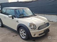 Usata Mini ONE 75 CV (55 kW) 2010 Utilitaria