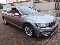 Usata VW Passat Conceptline 150 CV (110 kW) 2022 Grigio Station wagon