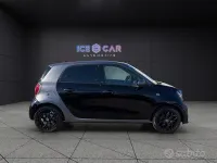 Usata Smart ForFour Superpassion 71 CV (52 kW) 2019 Nero Utilitaria