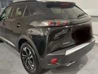 Usata Peugeot 2008 Allure 131 CV (96 kW) 2020 Nero SUV