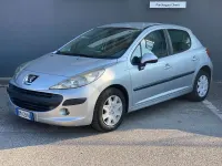 Usata Peugeot 207 Access 73 CV (53 kW) 2011 Celeste metalizzato Berlina