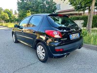 Usata Peugeot 206 60 CV (44 kW) 2012 Nero Berlina